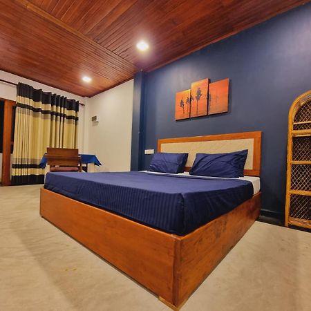 Sandil Surf House Ahangama Extérieur photo
