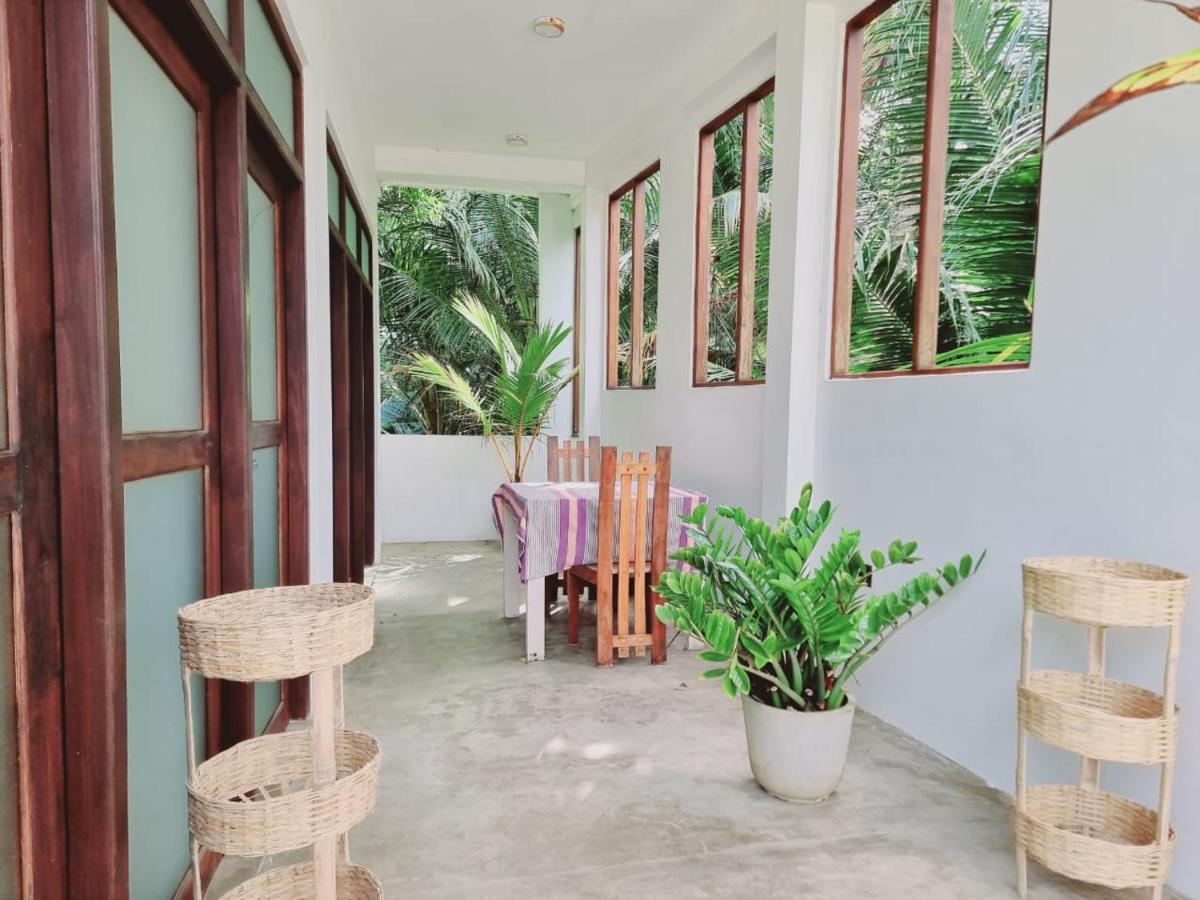 Sandil Surf House Ahangama Extérieur photo